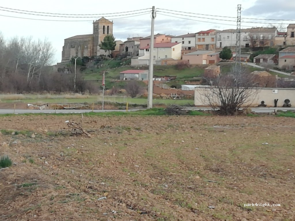 () Monteagudo de las Vicarías - 23 Calle Paseo de la Ermita — foto