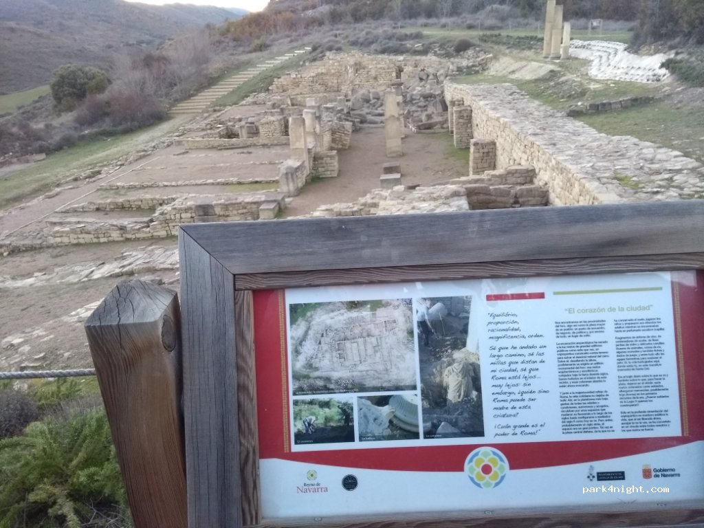 (31494) Eslava - Unnamed Road — foto