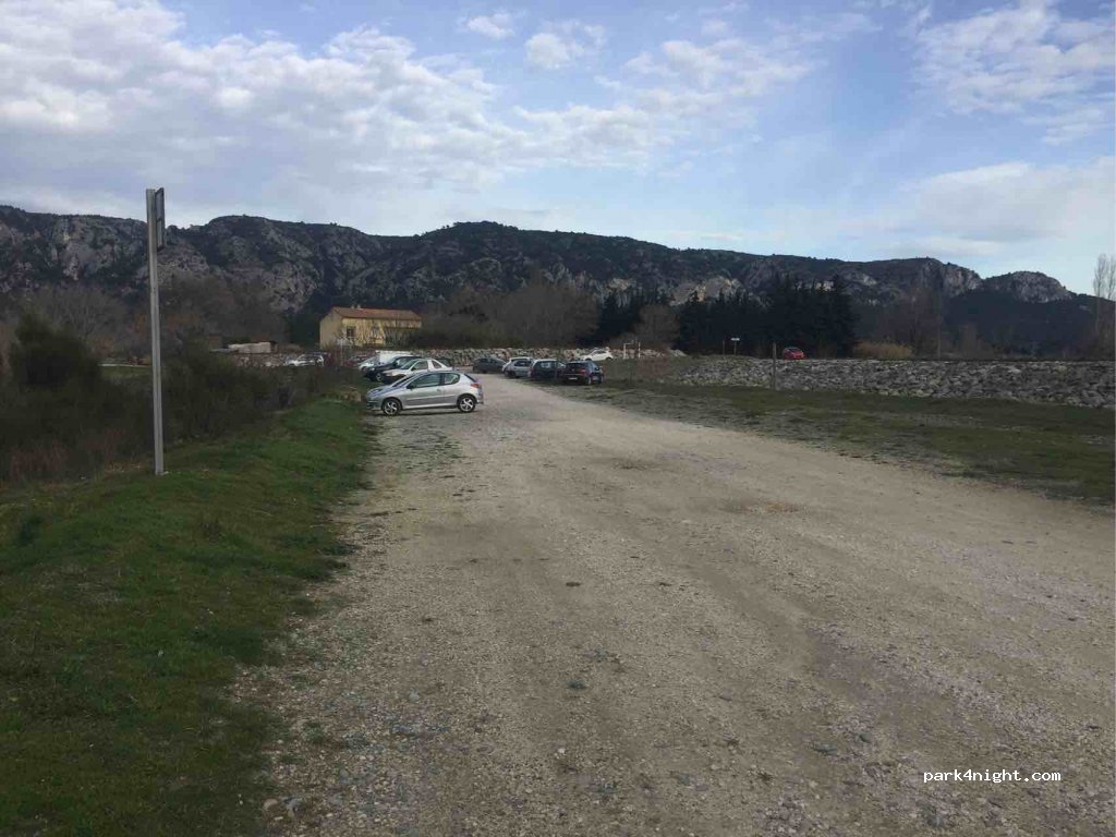 (84460) Cheval-Blanc - 756 Chemin de la Grande Bastide — foto 2