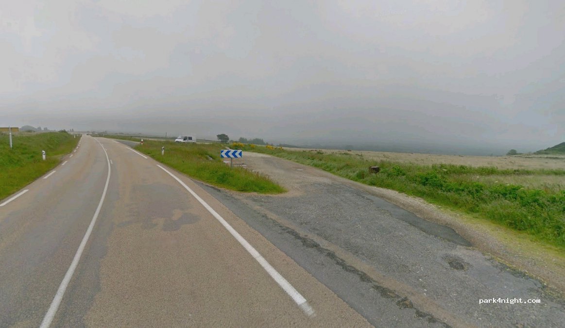 (29690) Plounéour-Ménez - D785 — foto
