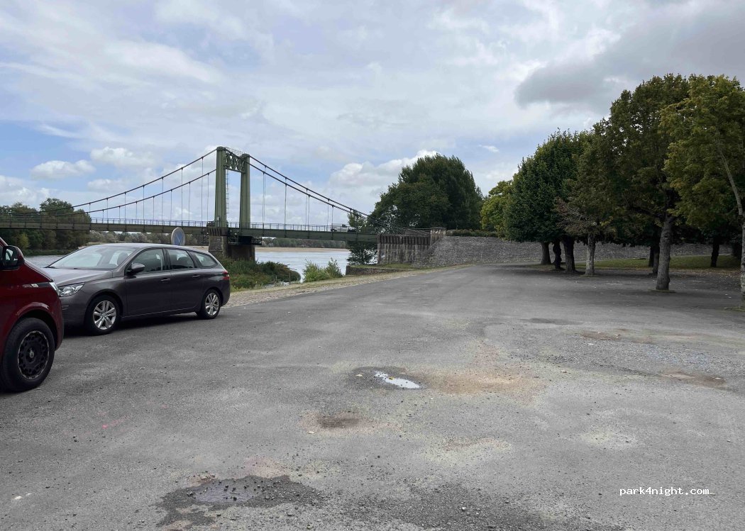 (49350) Gennes - 13 Avenue des Cadets de Saumur — foto 4