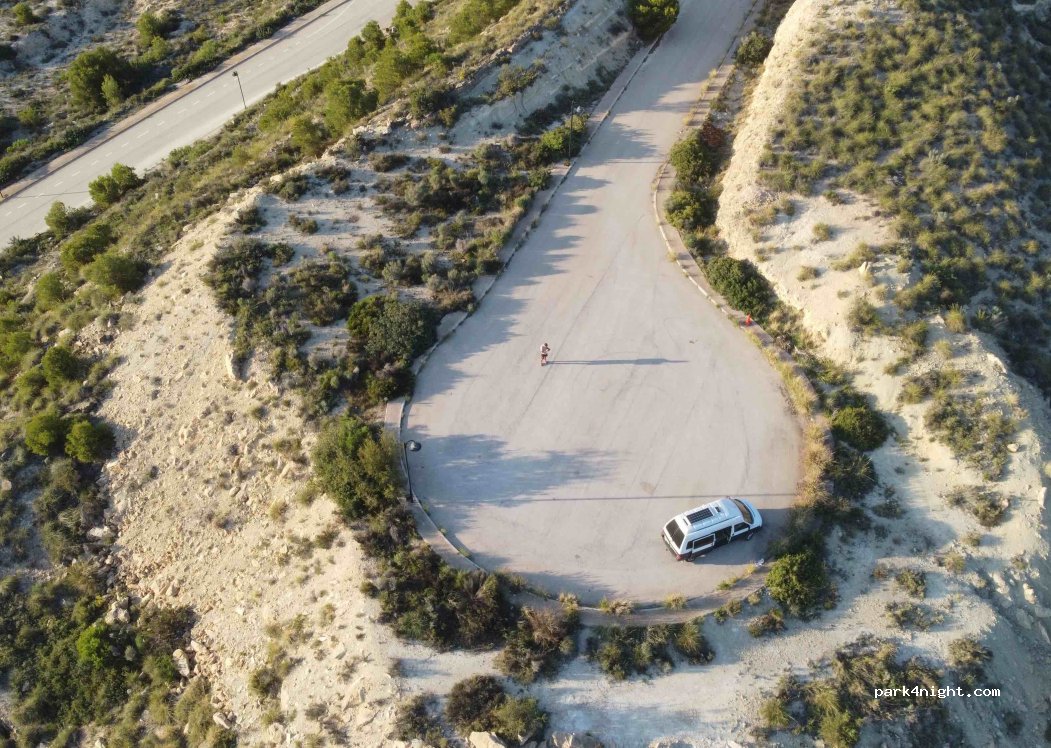 (03560) El Campello - 75 Avinguda de l'Alacantí — foto 2