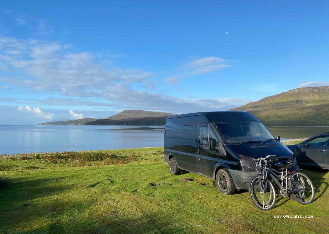 () Loch Ainort - Unnamed Road — foto 2