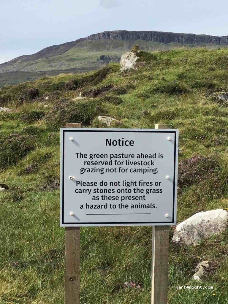 (IV49 9BB) Isle of Skye - Unnamed Road — foto