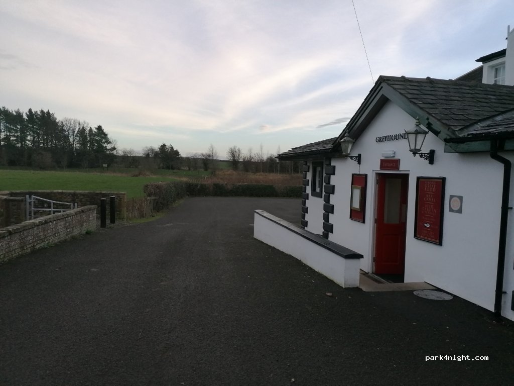 Greyhound Inn — foto