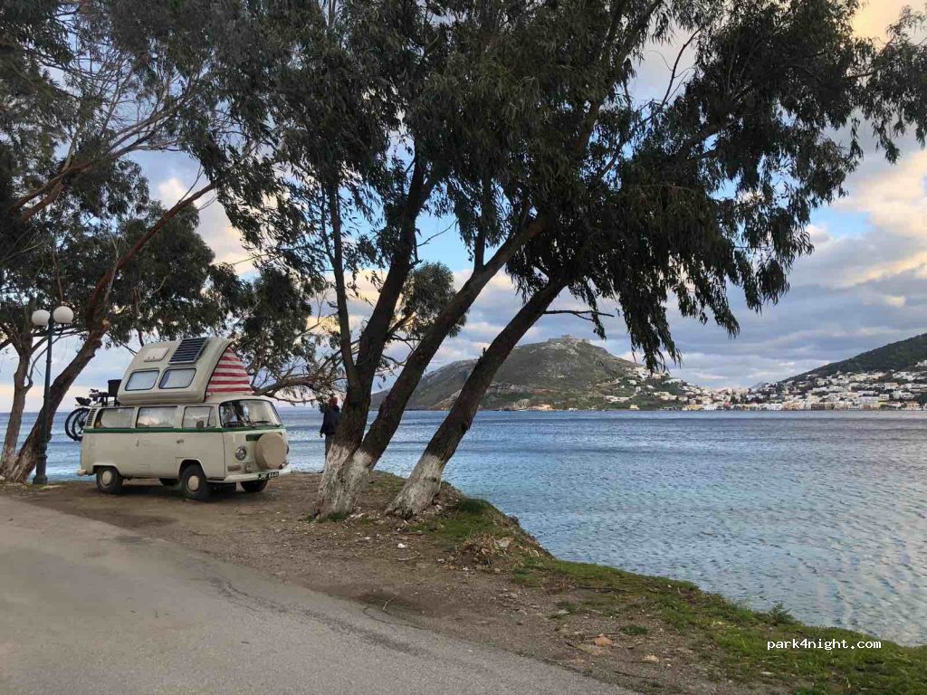 (854 00) Leros - Paraliaki Aliinton — foto