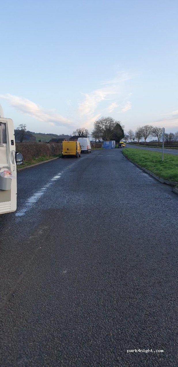 (SY21 8AQ) Welshpool - A483 — foto