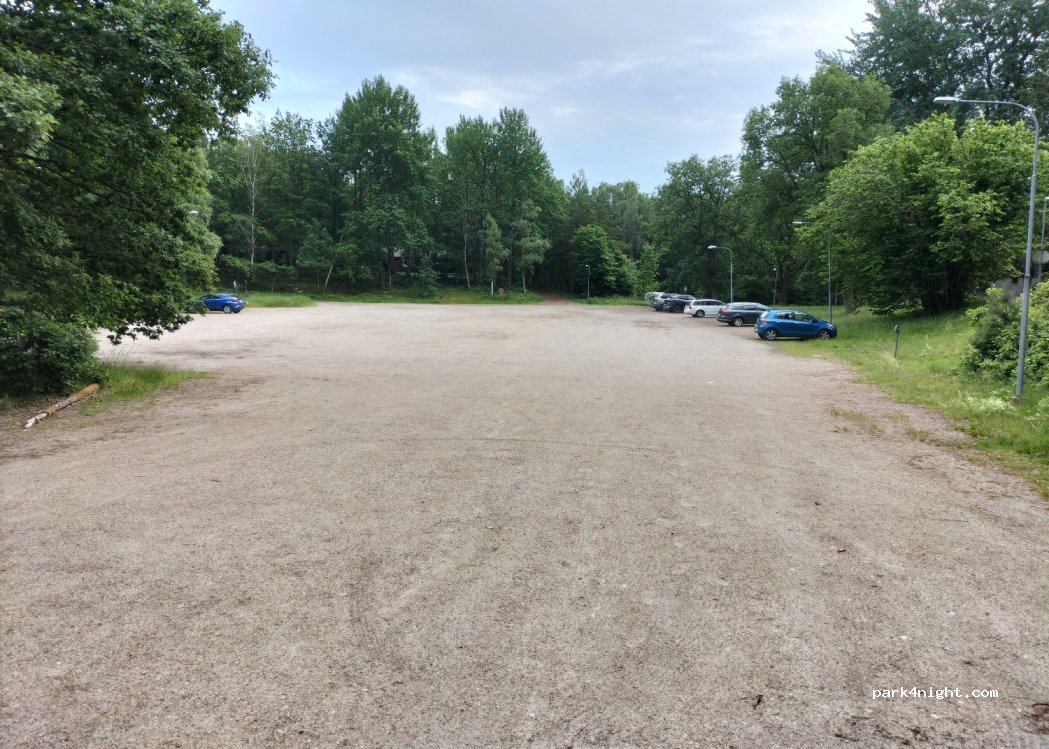(443 92)  - 111 Härskogsvägen — foto