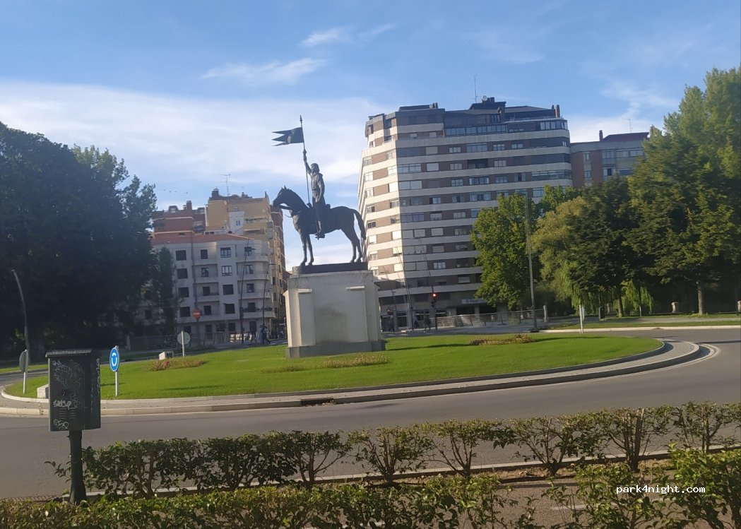 (09002) Burgos - 7 Plaza de Santa Teresa — foto 4