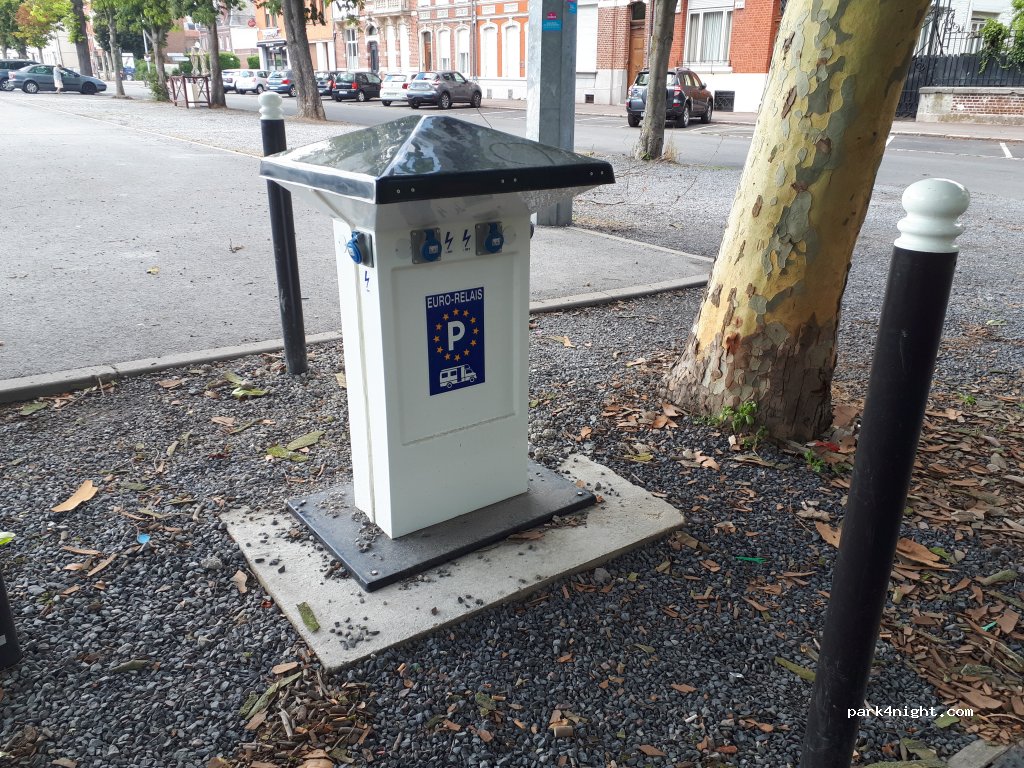 (59500) Douai - 198-320 Boulevard Delebecque — foto 2
