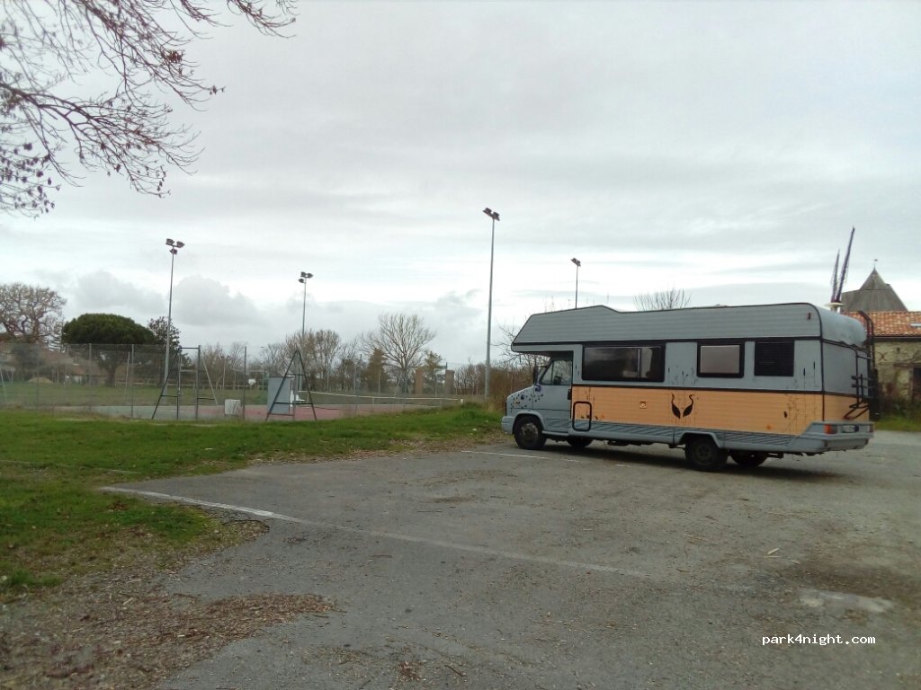 (31450) Montbrun-Lauragais - 2-6 L'Hom — foto
