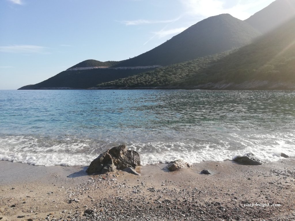 (230 52) Monemvasia - Unnamed Road — foto 2