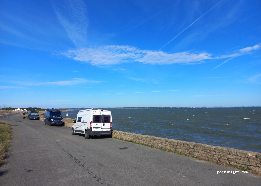 (56510) Saint-Pierre-Quiberon - D768 — foto 2