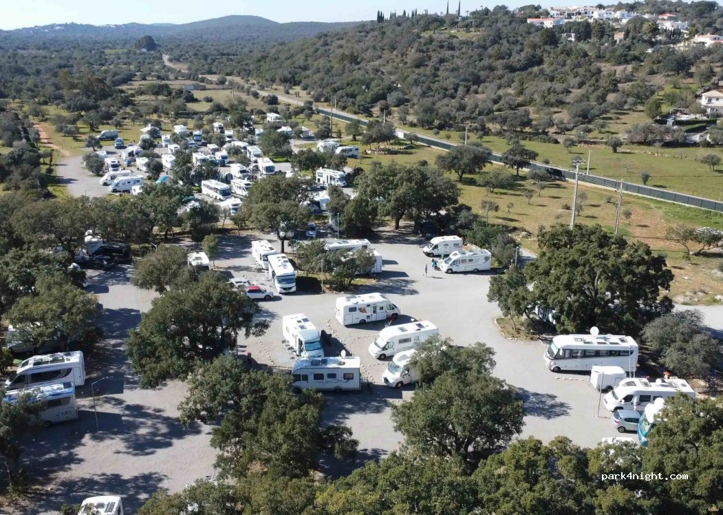 Motorhome Ecopark São Brás de Alportel — foto 2