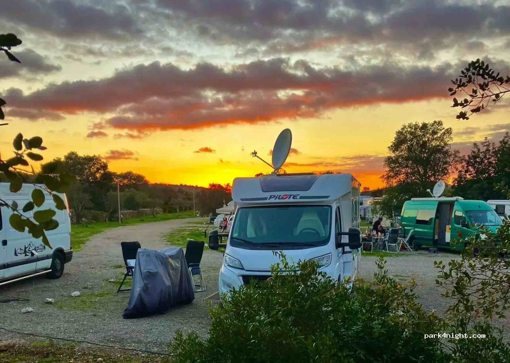 Motorhome Ecopark São Brás de Alportel — foto 3