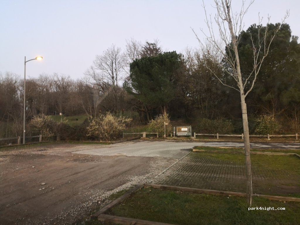 (69800) Saint-Priest - 112 Chemin de Saint-Bonnet-de-Mure — foto