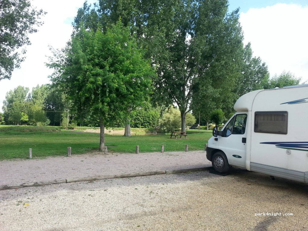 (36700) Fléré-la-Rivière - Les Bornais — foto