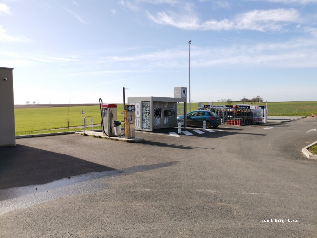 (58220) Donzy - 2 Route de Cosne — foto 2