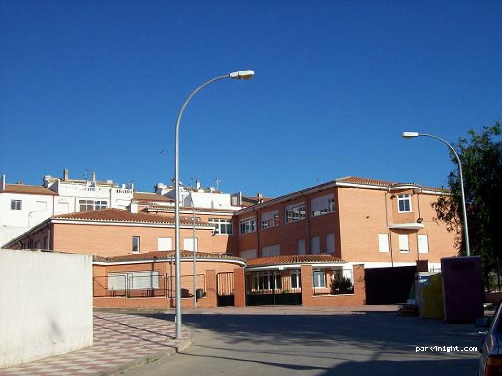 (23780) Lopera - 48 Avenida Andalucia — foto