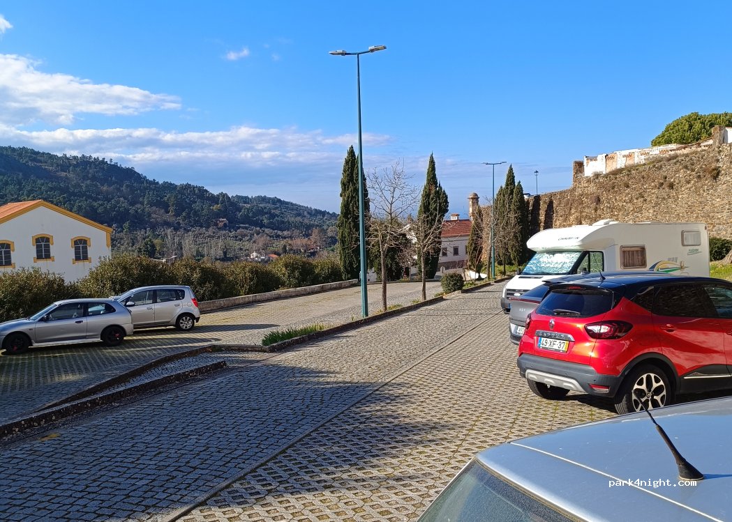 (7320-111) Castelo de Vide - 2 Travessa dos Mouzinhos — foto