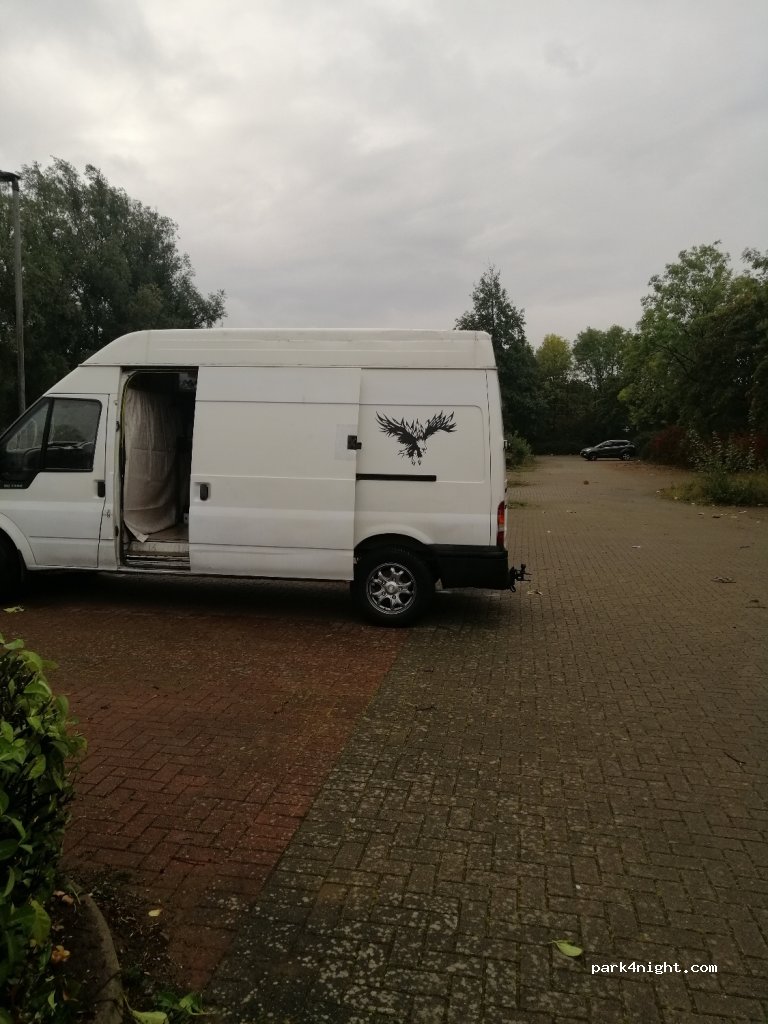 (MK6 3PA) Peartree Bridge - 29 Woodley Headland — foto