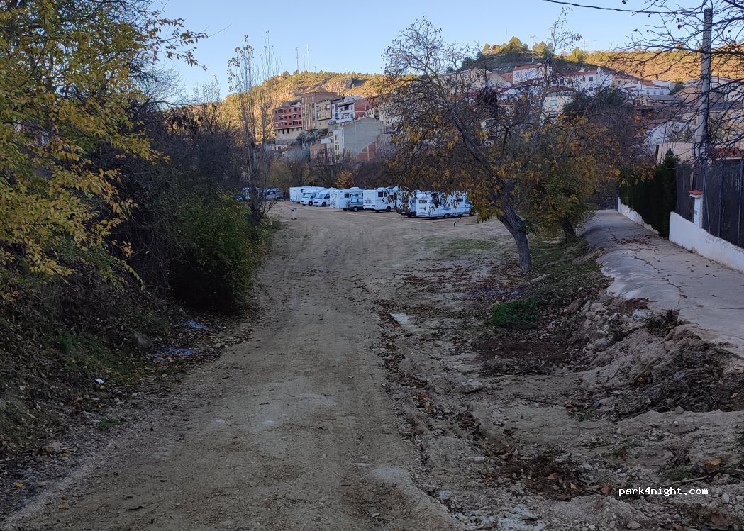 (02440) Molinicos - s/n Carretera Albacete — foto 5