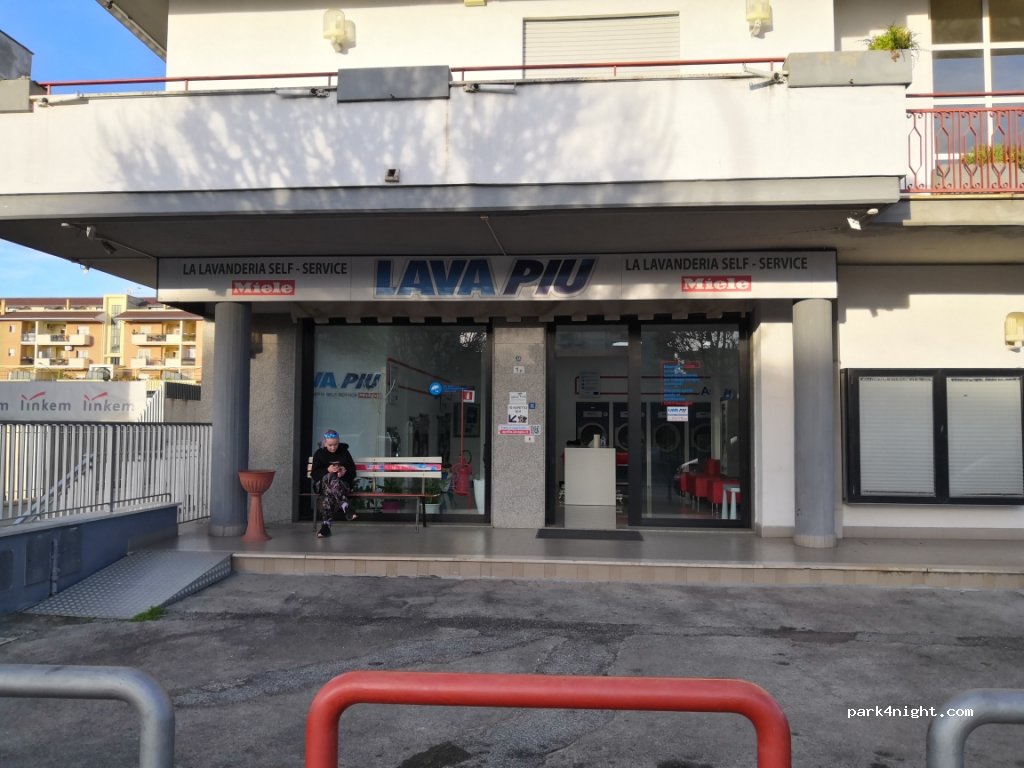 LavaPiù Laundry Self Service — foto