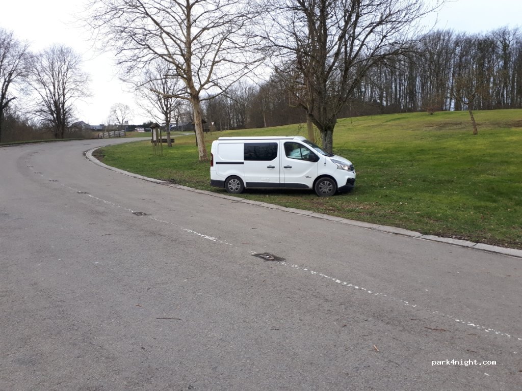 (6460) Chimay - Chaussée de Mons — foto