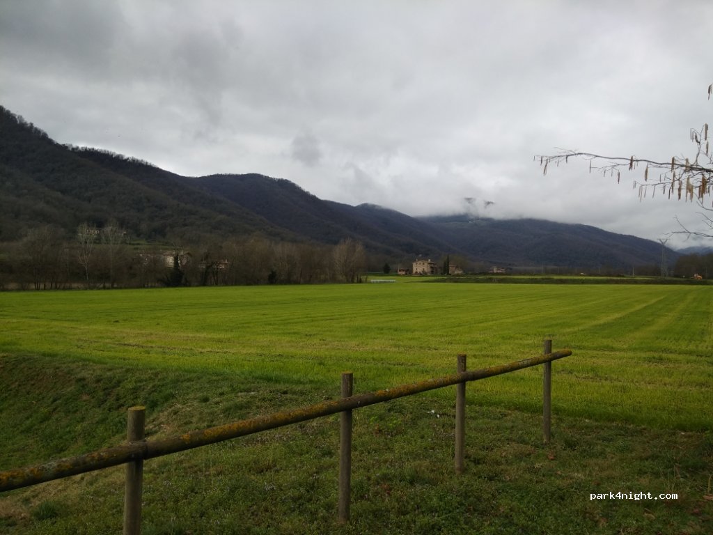 (17813) L'Hostalnou de Bianya - 15 Carretera St Pau de Seguries — foto