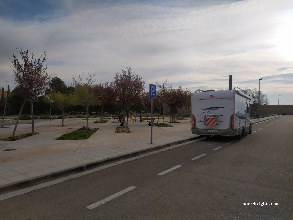 (50630) Alagón - 67 Calle Corona de Aragón — foto