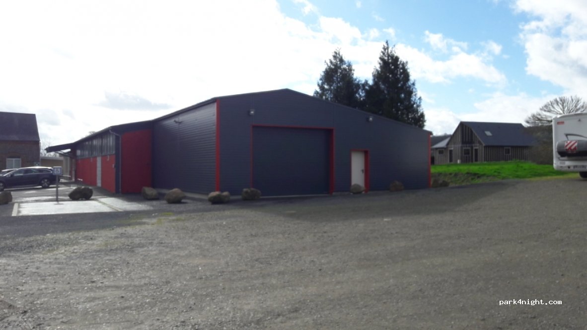 (61430) Ménil-Hubert-sur-Orne - 39 Le Bourg — foto