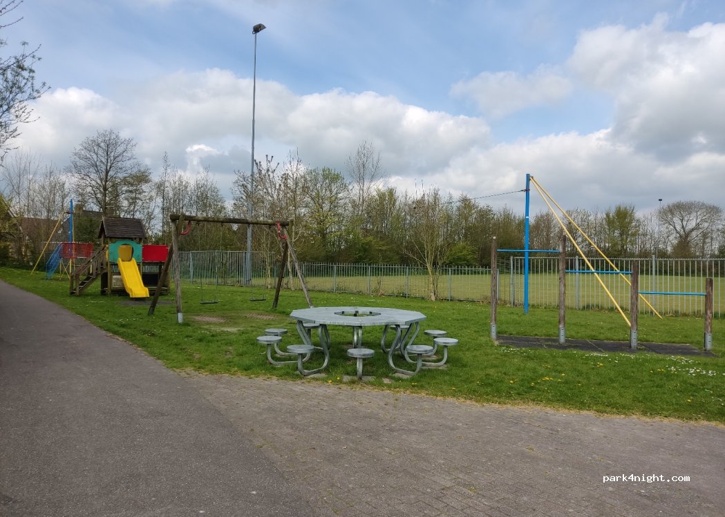 (8831 XS) Winsum - 12 Skâns — foto 4