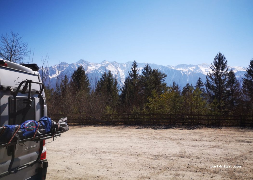 Parkplatz Wildermieming — foto