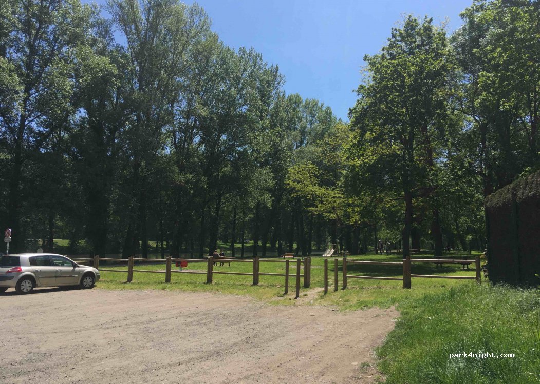 (63500) Issoire - Avenue du Docteur Bienfait — foto