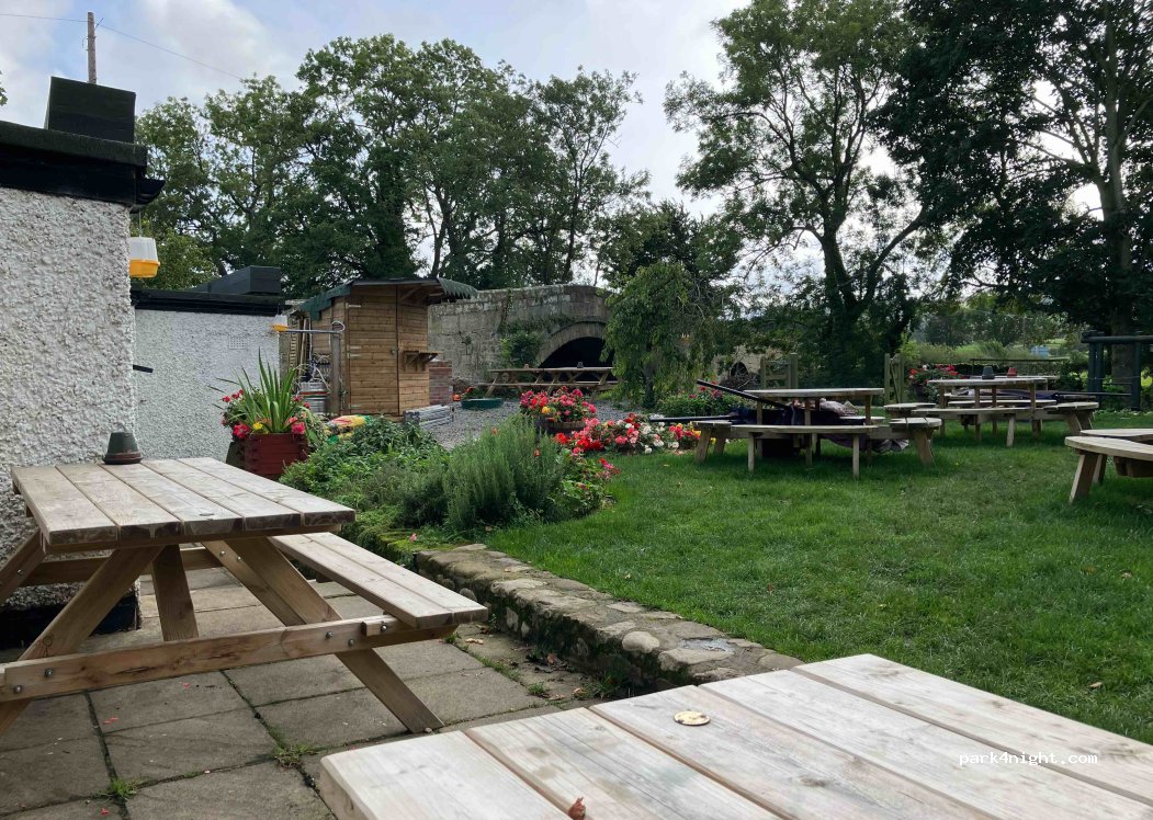 The Cover Bridge Inn — foto 4