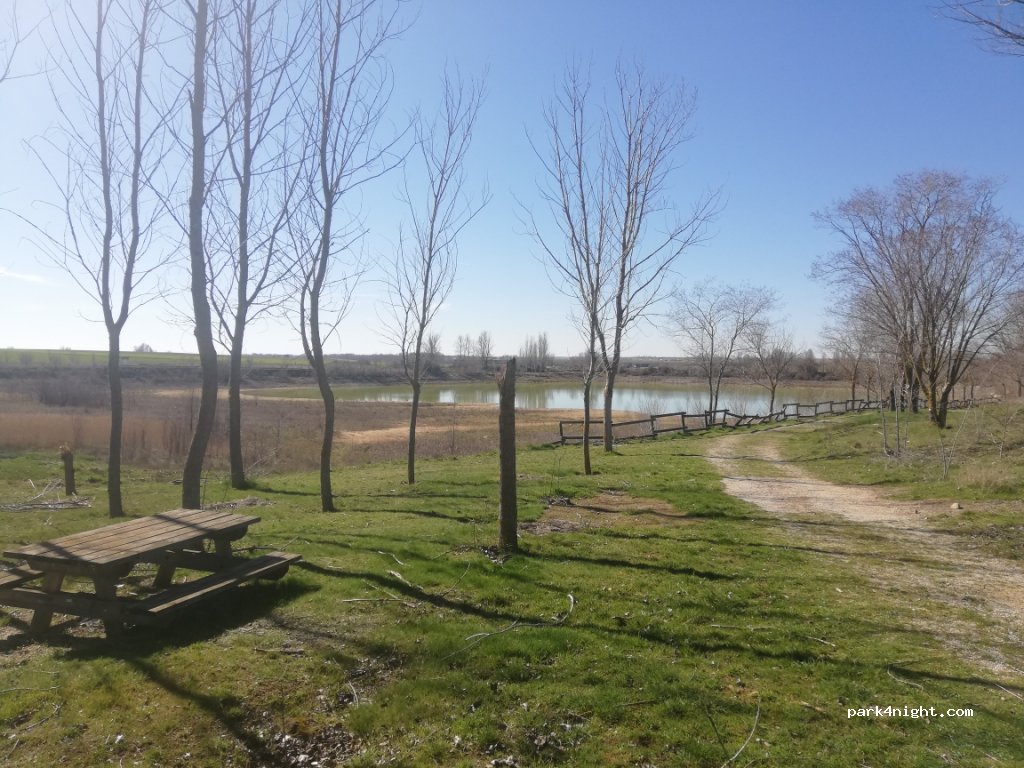 (34340) Villada - Camino de Las Veguillas — foto 3