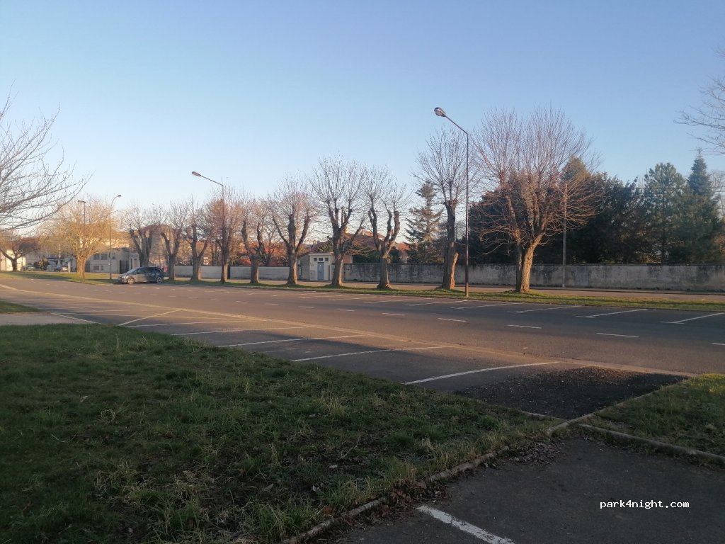 (51300) Vitry-le-François - 9 Rue du Vieux Port — foto 2