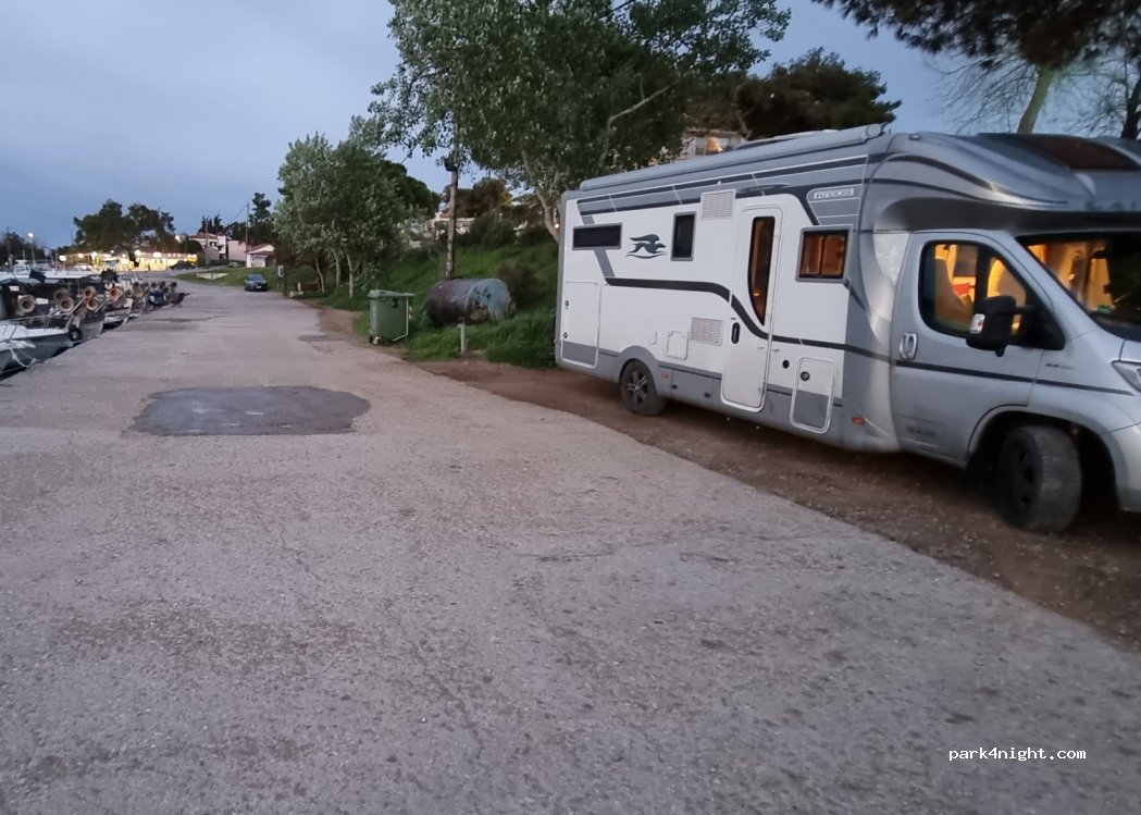 (632 00) Moudania - Unnamed Road — foto 4