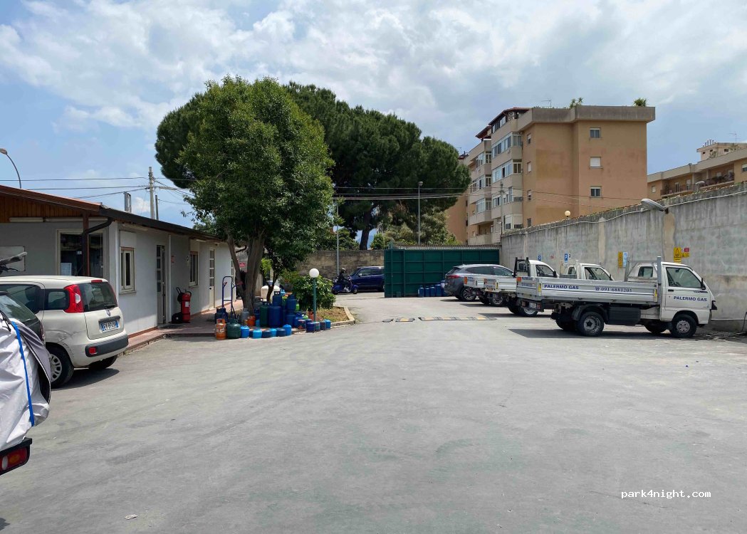 (90146) Palermo - 194 Via Trabucco — foto 2