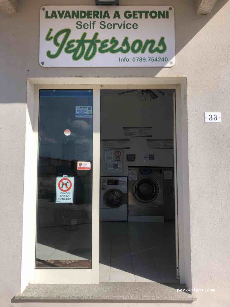 (07028) Santa Teresa Gallura - 33 Via del Porto — foto 3