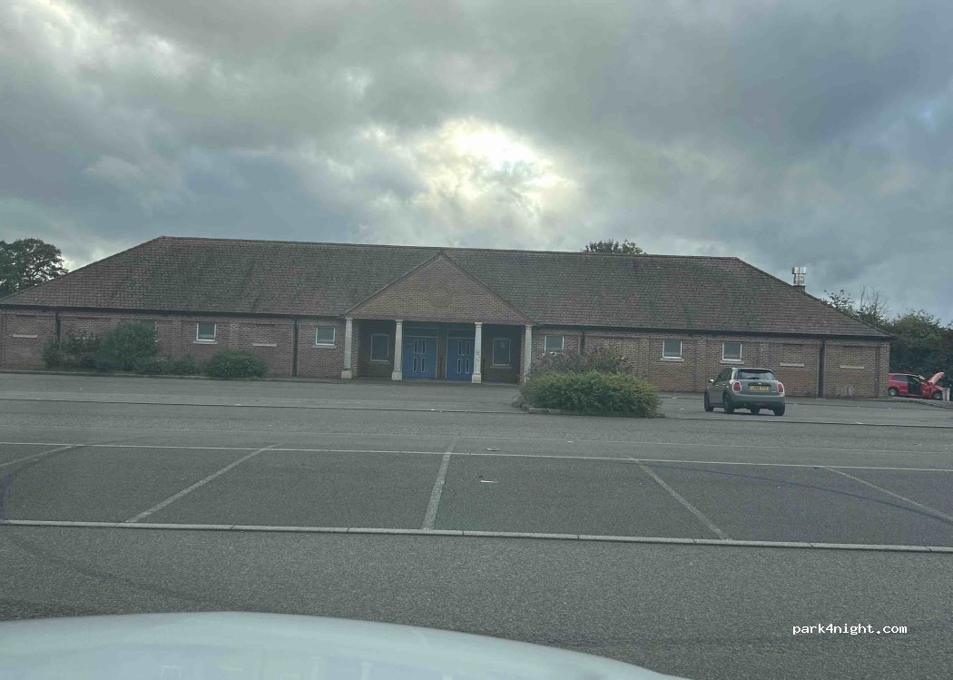 (HP19 8GZ) Aylesbury - Andrews Way — foto 4