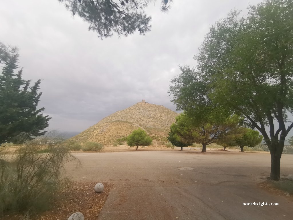 (23600) Martos - Calle Molino Medel — foto 2