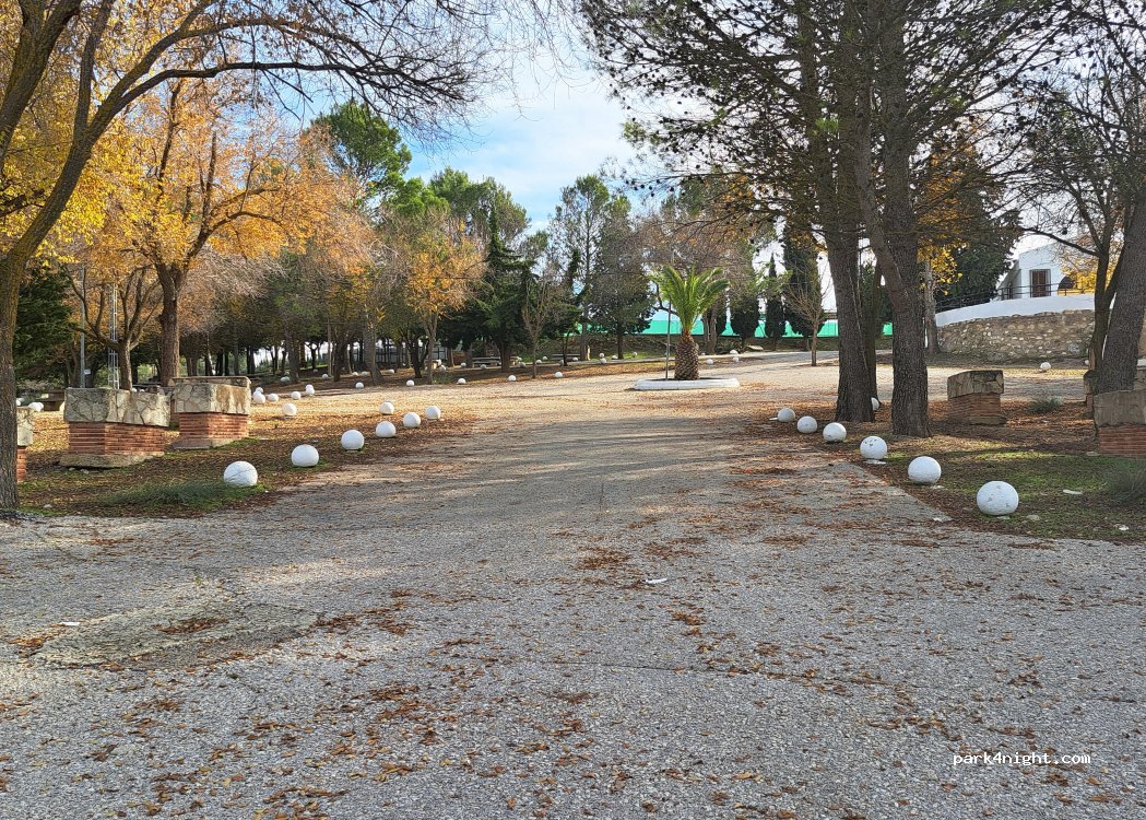 (23600) Martos - Calle Molino Medel — foto 5