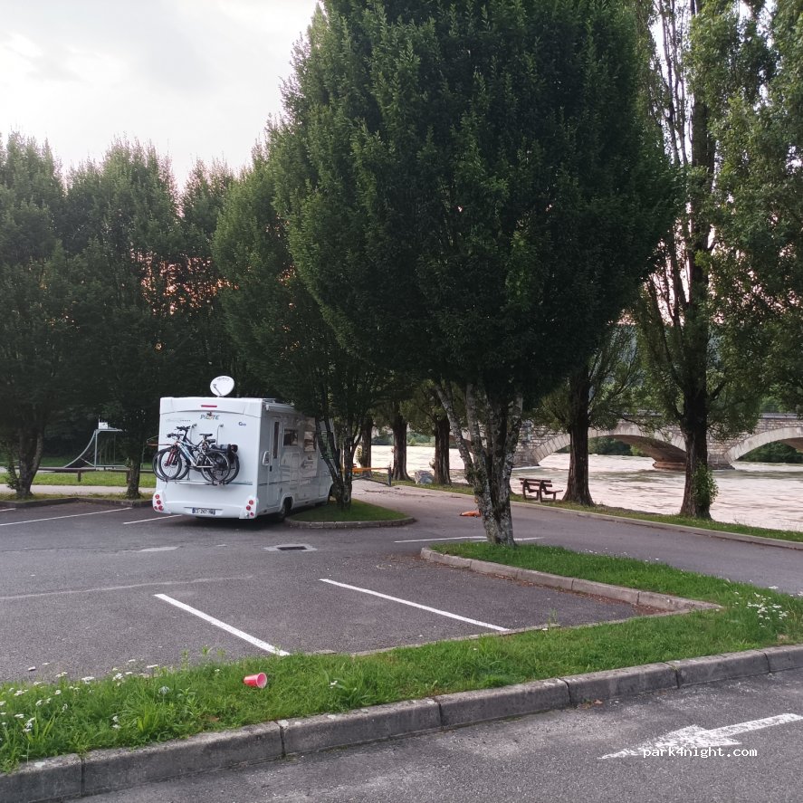 (25420) Voujeaucourt - 5 Place de Boudry — foto