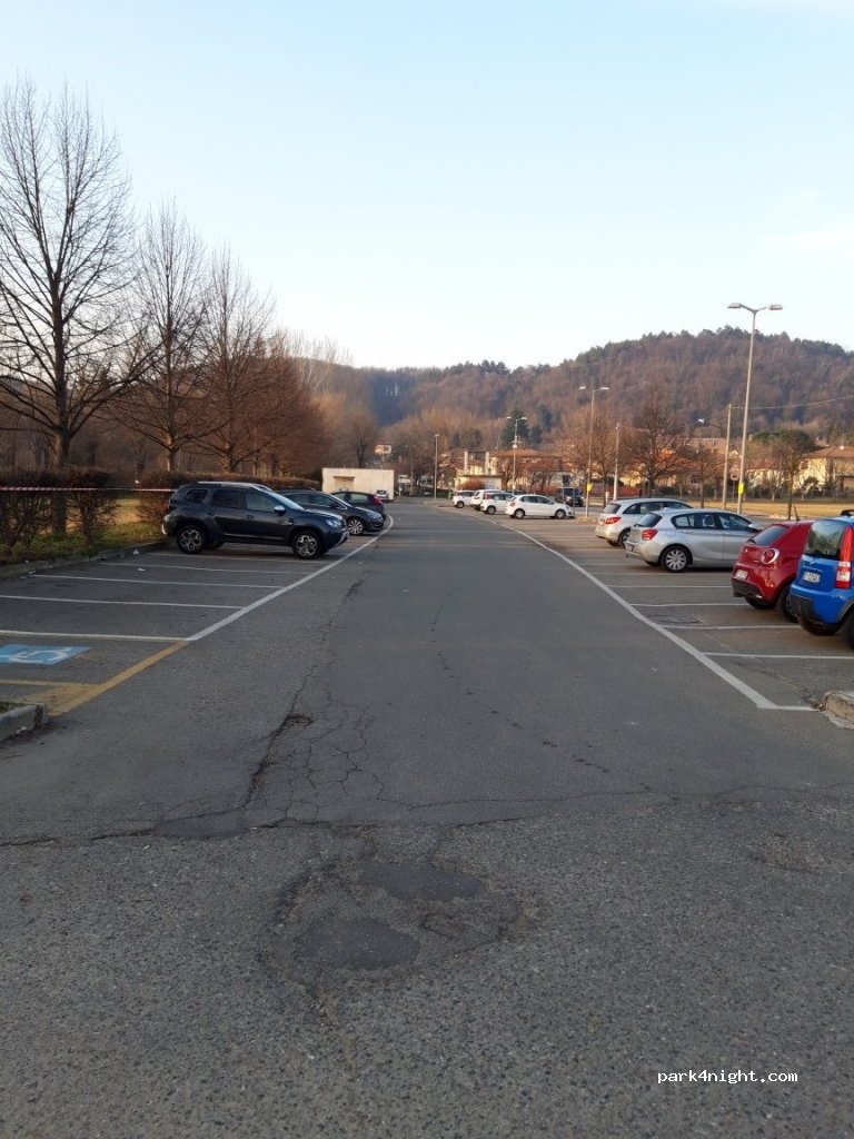 (21018) Sesto Calende - 1 Via Liutardo dei Conti — foto