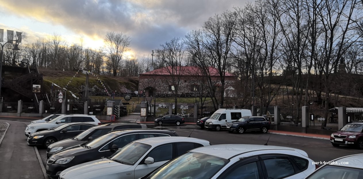 (188807) Vyborg - 1 Petrovskaya Naberezhnaya — foto 2