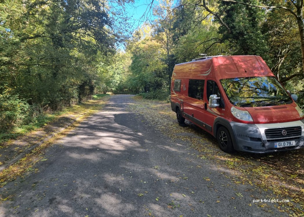 (RG29 1DH) Odiham - Colt Hill — foto 2