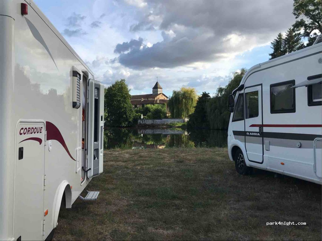 (86460) Pressac - 4 Rue du Vieux Pont — foto 2