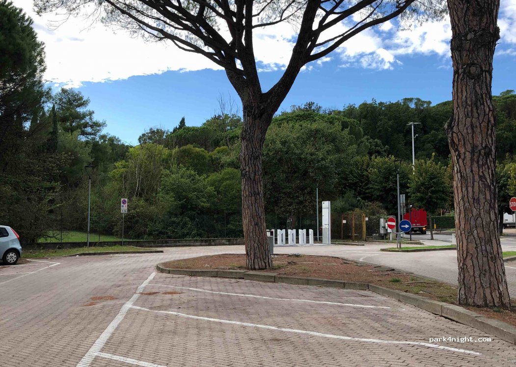 Area di Parcheggio — foto