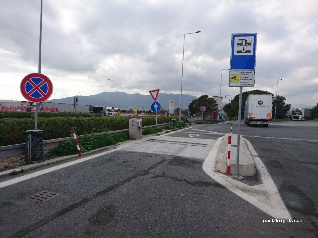 (17023) Ceriale - Autostrada dei Fiori — foto